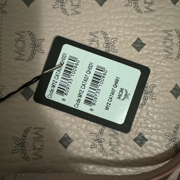 Authentic mcm crossbody - Picture 5 of 5